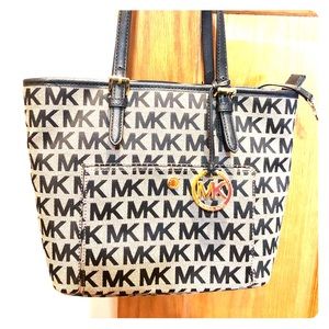 Michael Kors purse and matching wristlet wallet